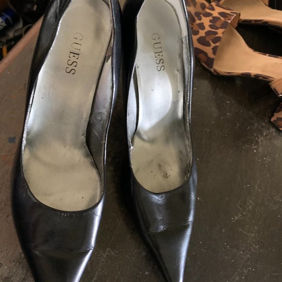 Guess Black Pumps - Picture 4 of 4
